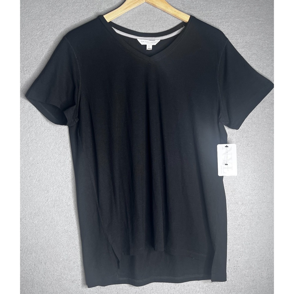 New York Laundry Athleisure T-Shirt Women's Large Black Short‎ Sleeve V-Neck NWT